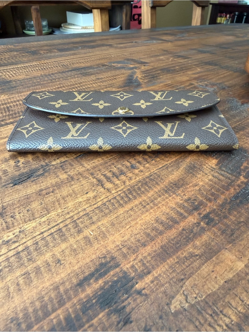 Louis Vuitton Emilie Wallet in Monogram Fuscia - Picture 8 of 14